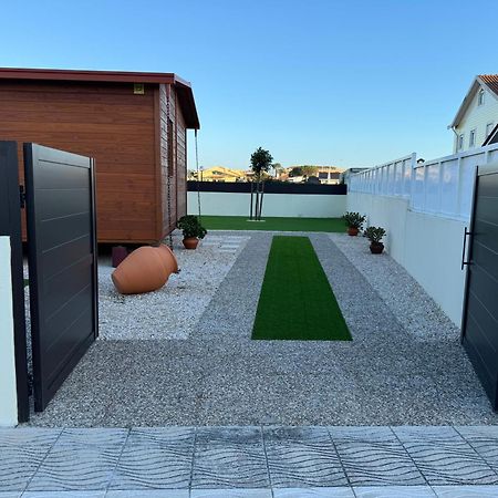 Acolhedora Casa De Ferias T2 Com Espaco Exterior Эшмориш Экстерьер фото