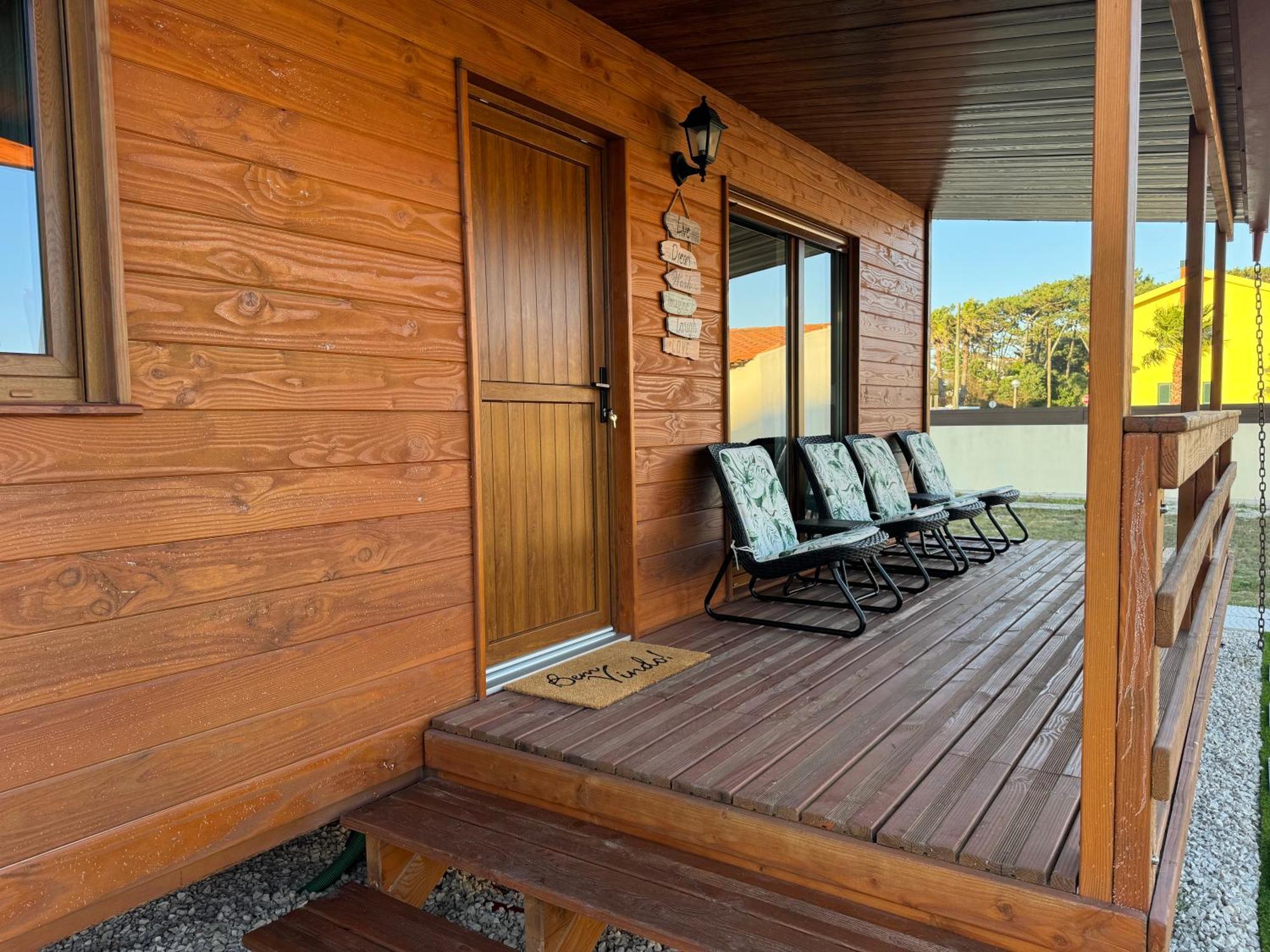 Acolhedora Casa De Ferias T2 Com Espaco Exterior Эшмориш Экстерьер фото